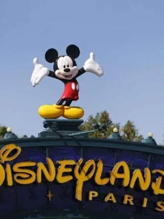 Prancis Dilanda Gelombang Panas, Disneyland Paris Tutup Wahana Outdoor