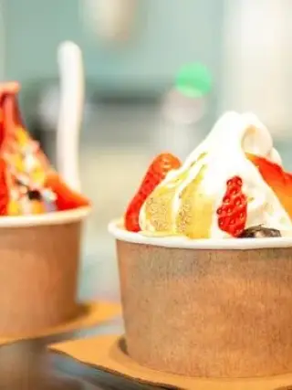 Frozen Yogurt vs Es Krim: Mana yang Lebih Sehat? Ini Kata Ahli Gizi!