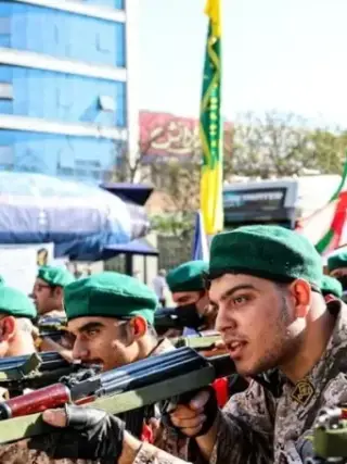 33 Juta Warga Iran Siap Dikerahkan, IRGC Gelar Latihan Mobilisasi Massal di Teheran