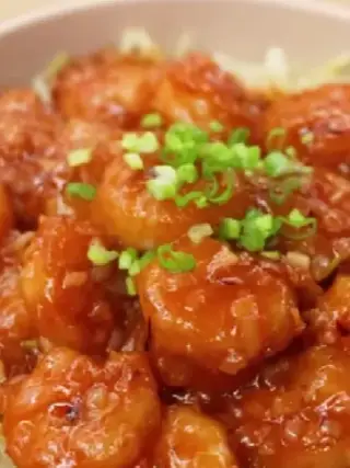 Resep Udang Tumis Tomat: Seafood Gurih Manis yang Cocok Jadi Bekal Sekolah dan Kerja