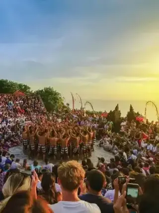 Jangan Asal Pilih Jam Penerbangan, Ini 5 Hal yang Perlu Dipertimbangkan Sebelum Beli Tiket
