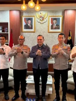 Frederik Kalalembang Silaturahmi ke Polda Sulsel, Soroti Ranteballa hingga BBM