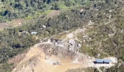 Pilot Pesawat AMA PK-RCY yang Dibakar di Bandara Ipdeheik Papua Tewas