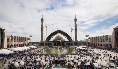 Pemakaman Terbesar Sejarah Iran: 20 Juta Umat Datangi Jenazah Khamenei di Teheran