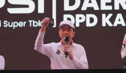 PDIP Sindir Jokowi: KTA PSI Ditunjukkan, Ijazahnya Kapan?