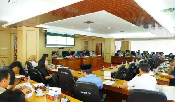Rapat Banggar DPRD dan Pemprov Sulsel