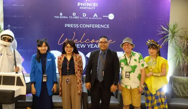 Acara akhir tahun Phinisi Point Group