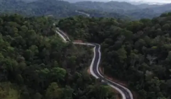 Jalan nasional penghubung Sulawesi Tenggara dan Sulawesi Selatan (pu.go.id)