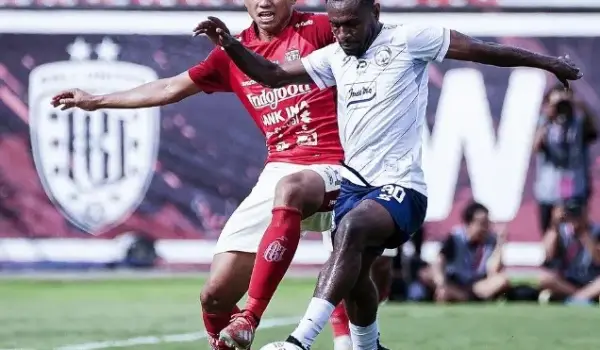 Arema FC vs Bali United (instagram.com/aremafcofficial)