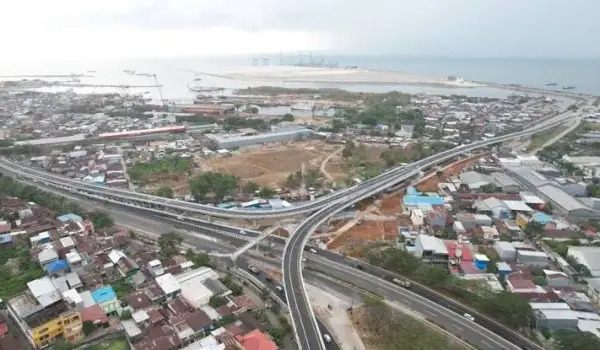 Akses jalan tol menuju Makassar New Port (PT MMN)
