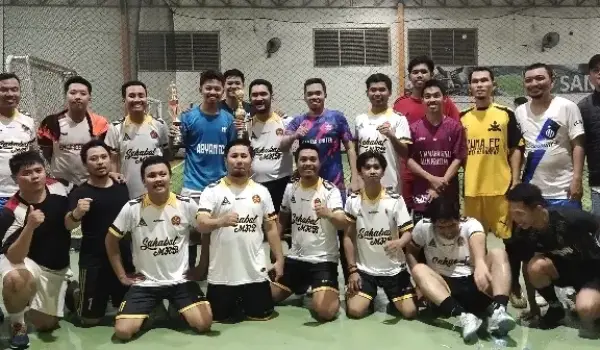 Sebanyak 8 tim terdiri dari Pengurus PAC GP Ansor, Pemuda Muhammadiyah, Relawan Milenial Makassar dan Isyef Sulsel, adu ketangkasan untuk memperebutkan tropi kejuaraan turnamen futsal