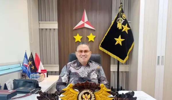 Irjen Pol (Purn) Drs. Frederik Kalalembang, Anggota DPR RI Fraksi Partai Demokrat.