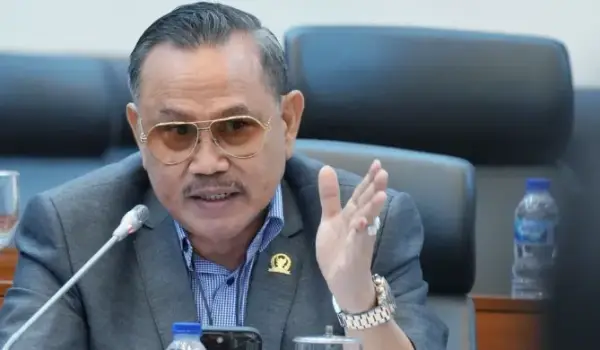 Anggota Komisi III DPR RI Fraksi Partai Demokrat, Irjen Pol (Purn) Drs Frederik Kalalembang