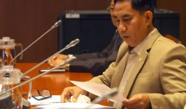 Anggota Komisi I DPR RI, Achmad Daeng Seâ€™re.