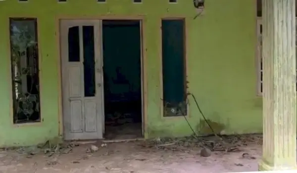 Rumah di area gereja di Palopo yang menjadi korban penyerangan dan teror