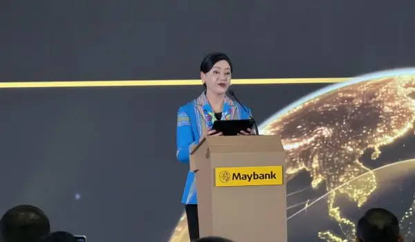 Ketua Dewan Komisioner Otoritas Jasa Keuangan (OJK) Friderica Widyasari Dewi saat Maybank Indonesia Sustainable Finance Forum 2026, di Jakarta, Selasa (30/6/2026). (Foto: /Tira Santia)