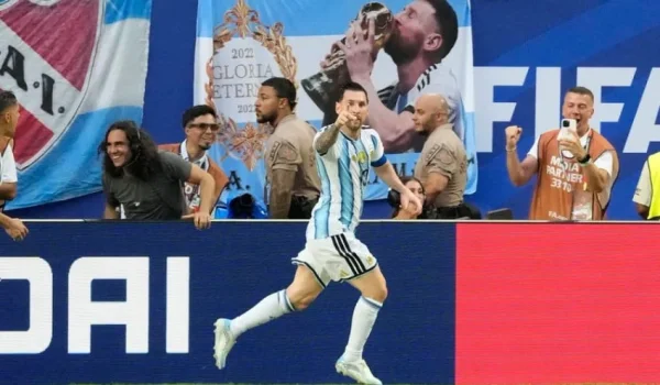 Lionel Messi terus memperpanjang daftar rekor saat Tim Tango berhadapan melawan Cape Verde di Stadion Atlanta, Sabtu (4/7/2026) WIB / Foto: Squawka