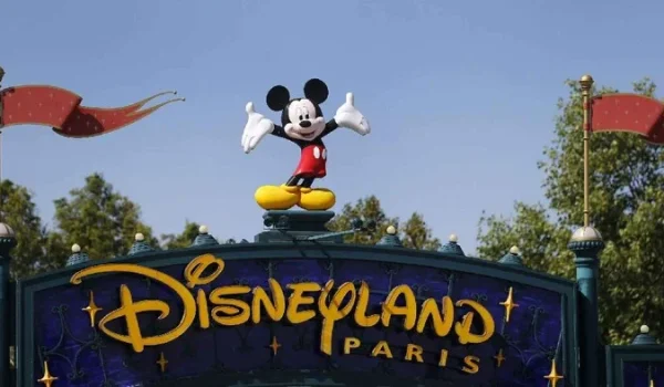 Disneyland Paris (Chesnot/Getty Images)