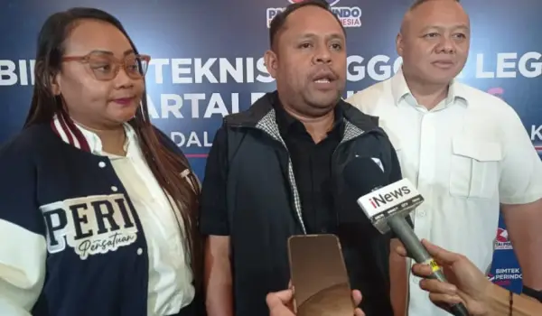 Wakil Bupati Maluku Tengah Mario Lawalata.