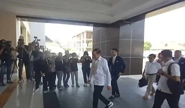 Polemik keaslian ijazah Presiden Ke-7 RI Joko Widodo (Jokowi).