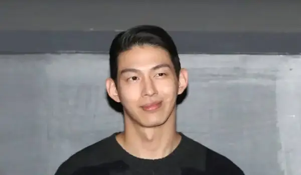 Choi Jung Won.