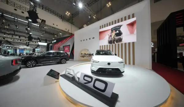 Mobil Volvo.
