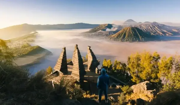 Karhutla Tak Surutkan Minat Wisatawan ke Bromo, Kemenpar: Wisatawan Tahu Kawasan Itu Aman