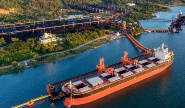 Terminal batu bara milik PT Bayan Resources Tbk. (BYAN).