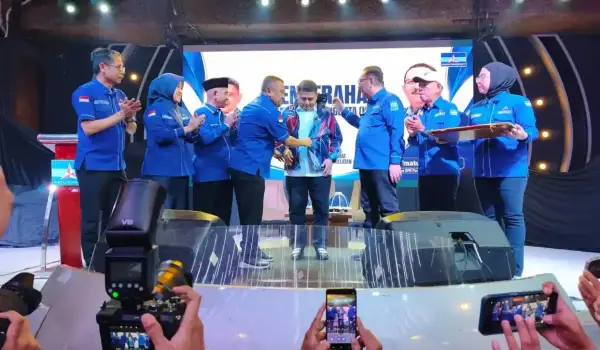 Appi Resmi ke Demokrat, Bursa Kepemimpinan Demokrat Sulsel Masih Dinamis