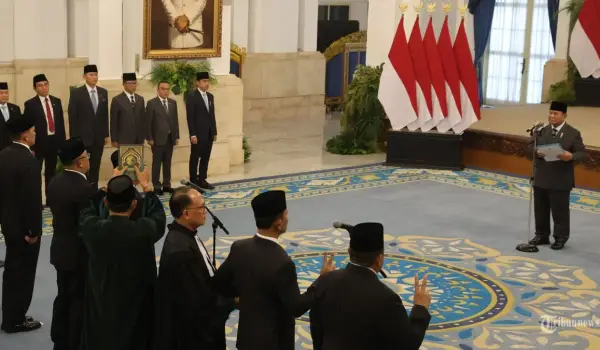 Presiden Prabowo Subianto Resmi Melantik Sejumlah Pejabat di Istana Kepresidenan, Jakarta Pusat, Kamis (15/10/2026).