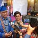 "Seorang Ibu di Luwu Timur Berbaring di Pelataran RS Demi Bayinya, Frederik Kalalembang Turun Tangan"