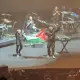 Massive Attack Dideportasi dari Singapura gegara Kibarkan Bendera Palestina saat Konser