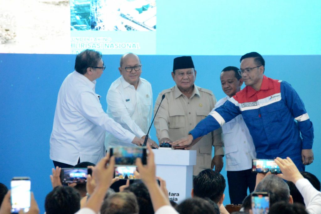 Prabowo Resmikan 13 Proyek Hilirisasi Tahap II, Investasi Rp116 Triliun Dorong Kemandirian Industri Nasional