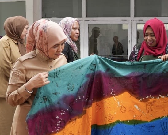 Aliyah Mustika Tinjau Pelatihan Perempuan di Sentra Wirajaya Makassar