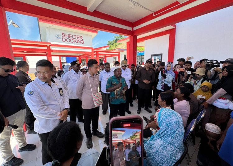 Kawal Program Prioritas Nasional, Wapres Gibran Tinjau Langsung MBG dan Fasilitas Logistik Nelayan di Raja Ampat