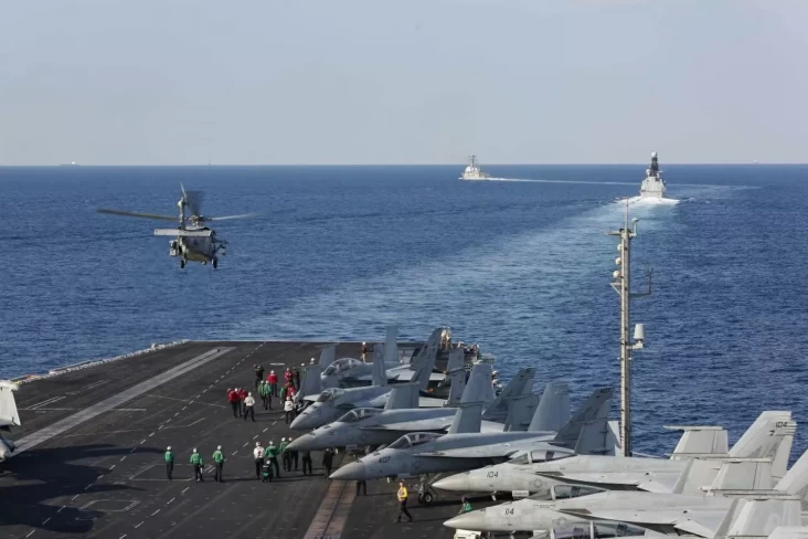 AS Coba Jebol Benteng Iran di Selat Hormuz, Kerahkan Lebih dari 100 Pesawat dan Kapal Perang