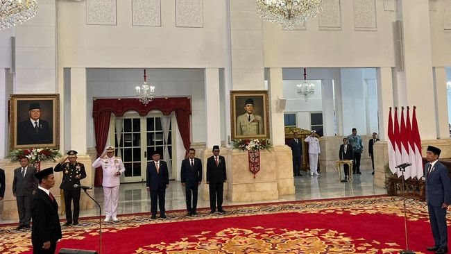 Presiden Jokowi Resmi Lantik Andi Amran Sulaiman Jadi Mentan